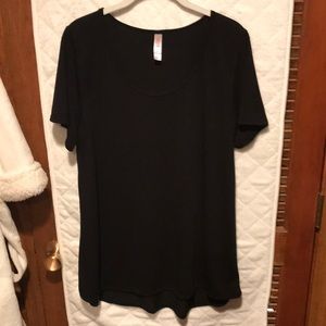 Solid Black LulaRoe Classic Tee - XL